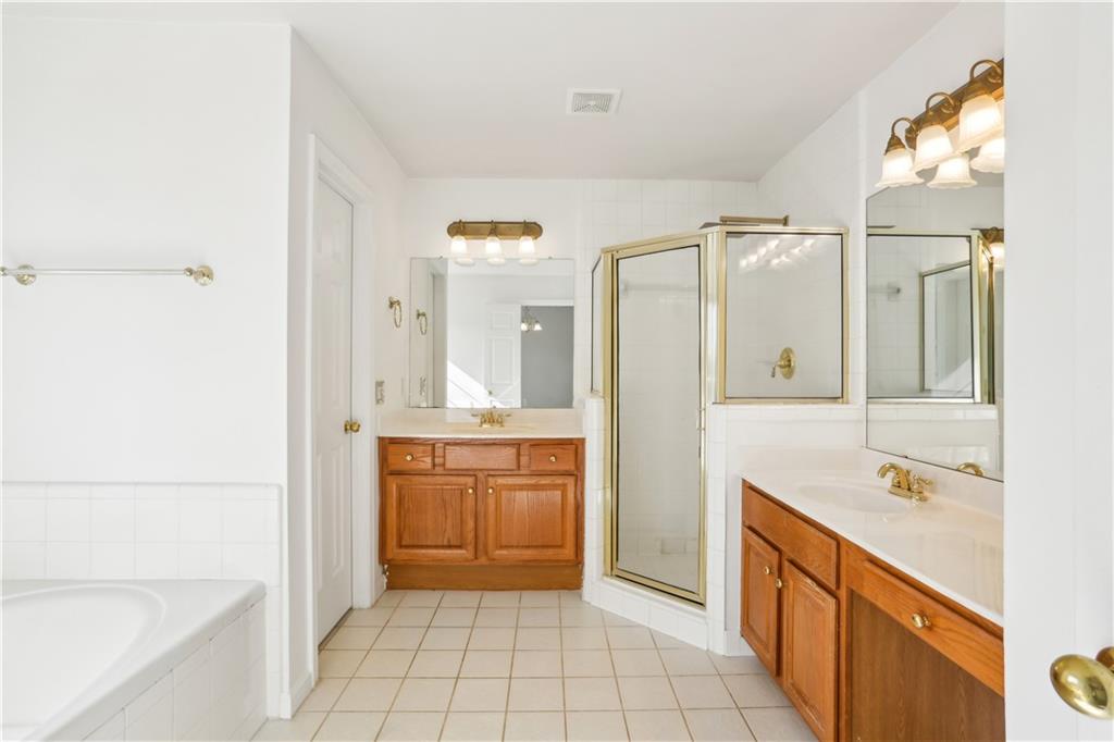 3242 Monarch Pine Drive, Peachtree Corners, Georgia image 16