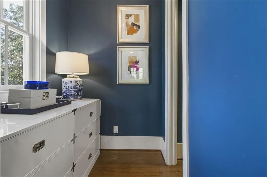 Roswell, Georgia 30075, United States, 5 Bedrooms Bedrooms, ,4 BathroomsBathrooms,Residential,Active,250021