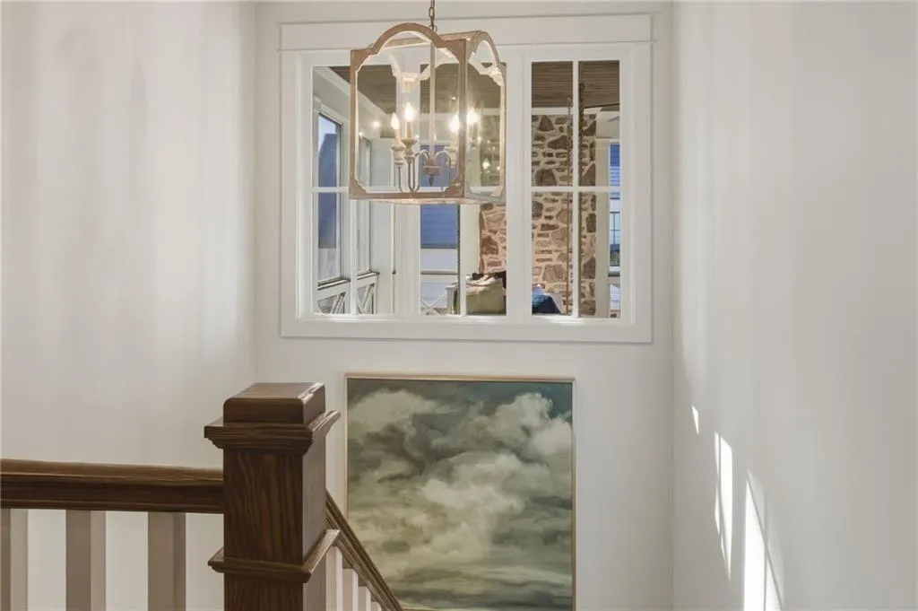 Roswell, Georgia 30075, United States, 5 Bedrooms Bedrooms, ,4 BathroomsBathrooms,Residential,Active,250021