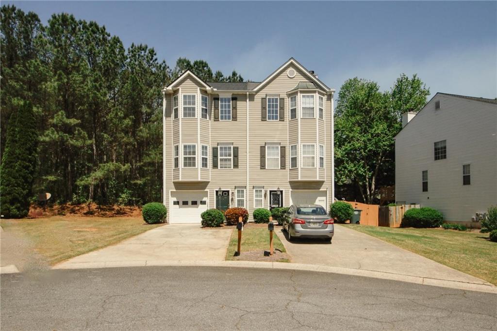4486 Thorngate Lane, Acworth, Georgia image 1