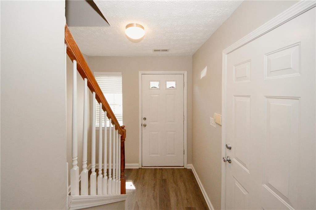 4486 Thorngate Lane, Acworth, Georgia image 7