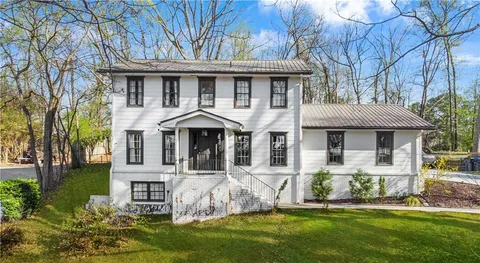 813 Lakeshore Drive, Berkeley Lake, GA 30096 - #: 7741426