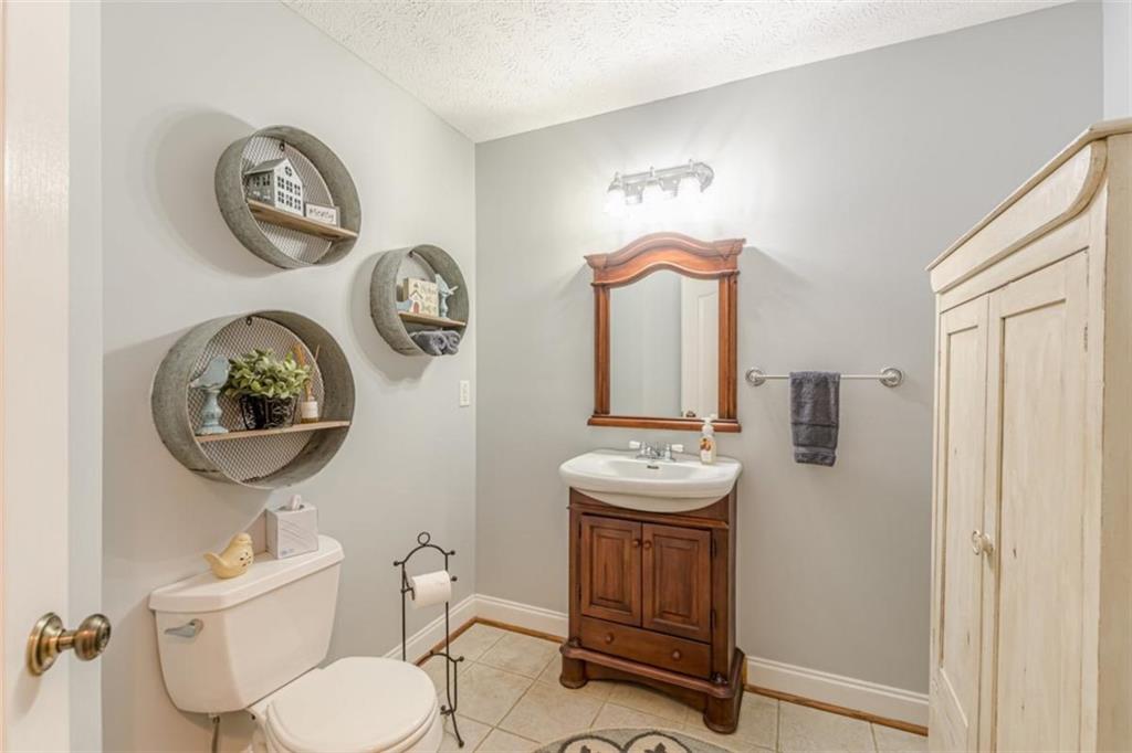 830 Hightower Trail, Oxford, Georgia image 36