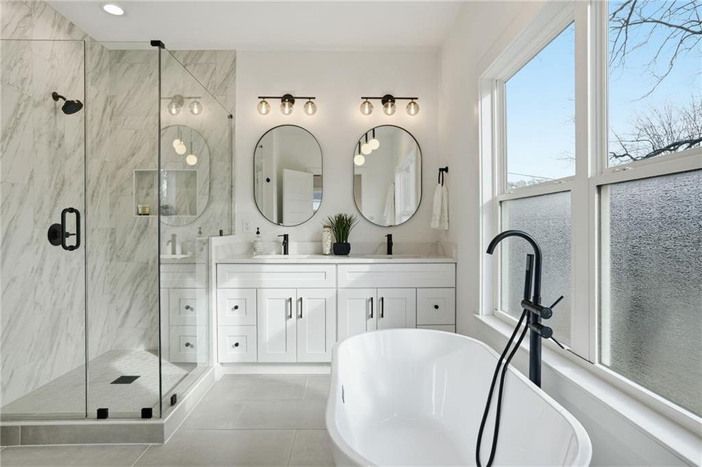 1449 Metropolitan Avenue SE