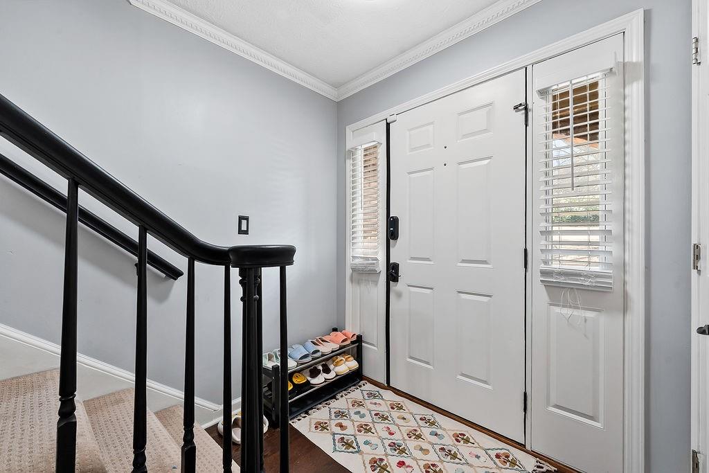 6405 Windsor Trace Dr