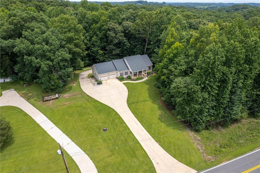 3627 E Hall Road