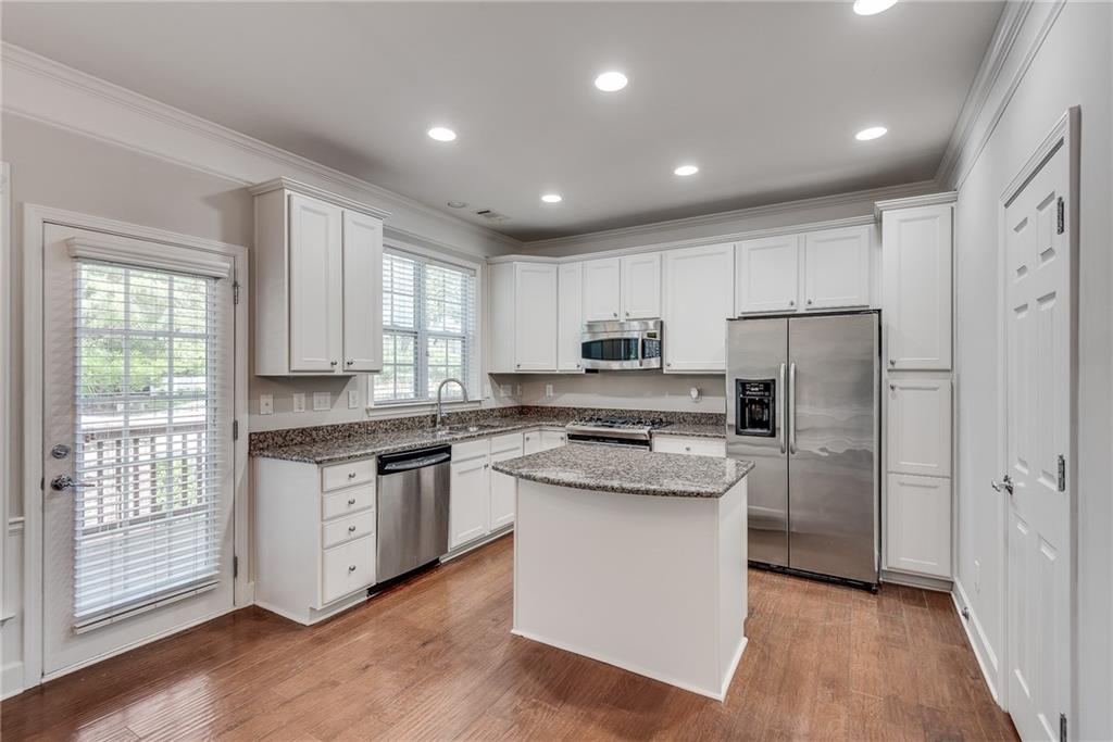 2325 Limehurst Drive, Brookhaven, Georgia image 13