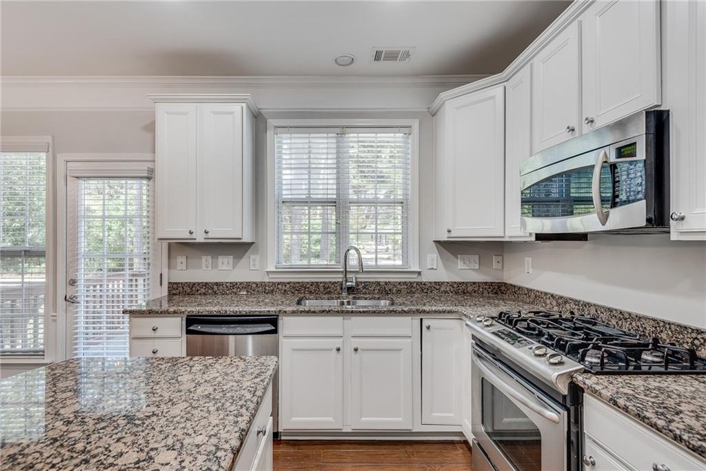 2325 Limehurst Drive, Brookhaven, Georgia image 16