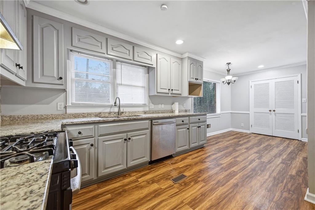 2791 Crestline Drive