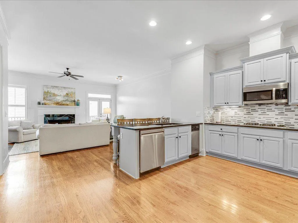 Roswell, Georgia 30076, United States, 4 Bedrooms Bedrooms, ,4 BathroomsBathrooms,Residential,Active,223472