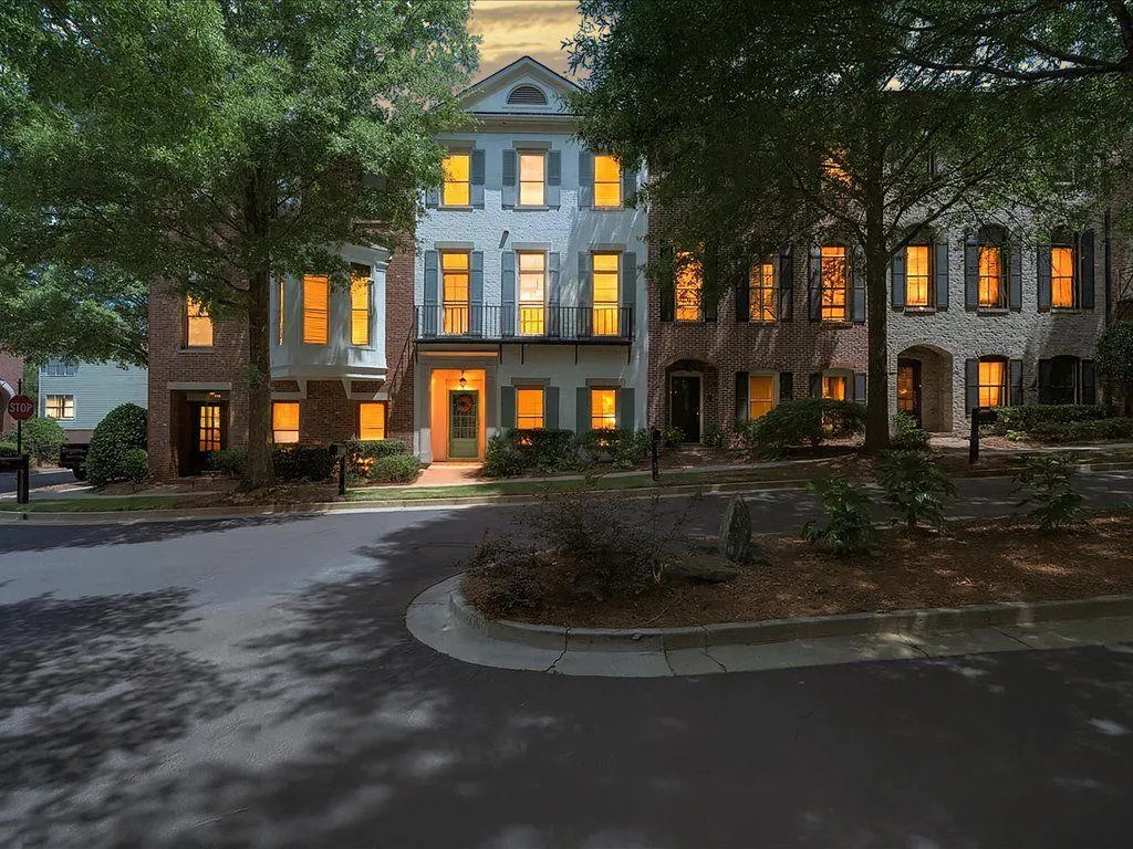 Roswell, Georgia 30076, United States, 4 Bedrooms Bedrooms, ,4 BathroomsBathrooms,Residential,Active,223472