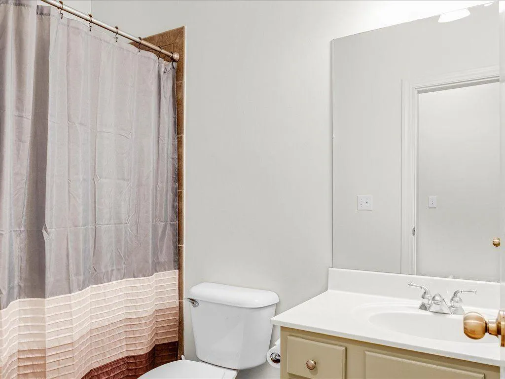 Roswell, Georgia 30076, United States, 4 Bedrooms Bedrooms, ,4 BathroomsBathrooms,Residential,Active,223472