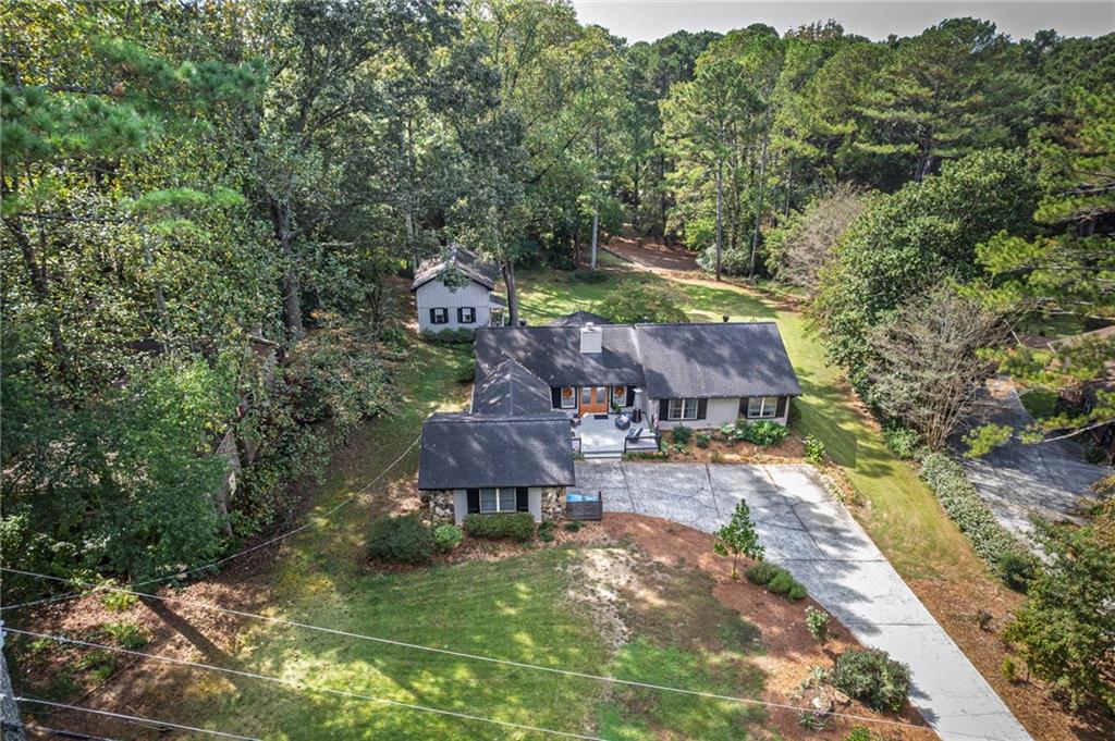 3725 Hunting Ridge Drive SW