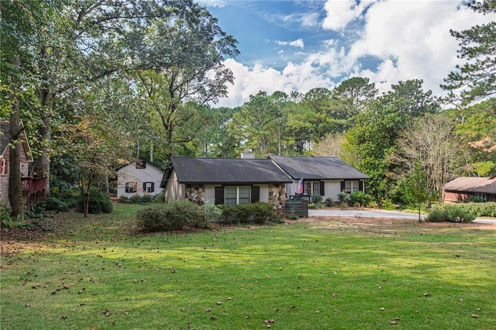 3725 Hunting Ridge Drive SW