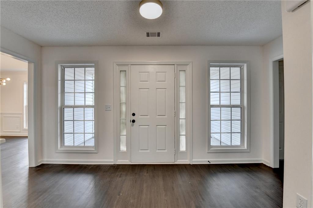 1703 Bismarck Circle