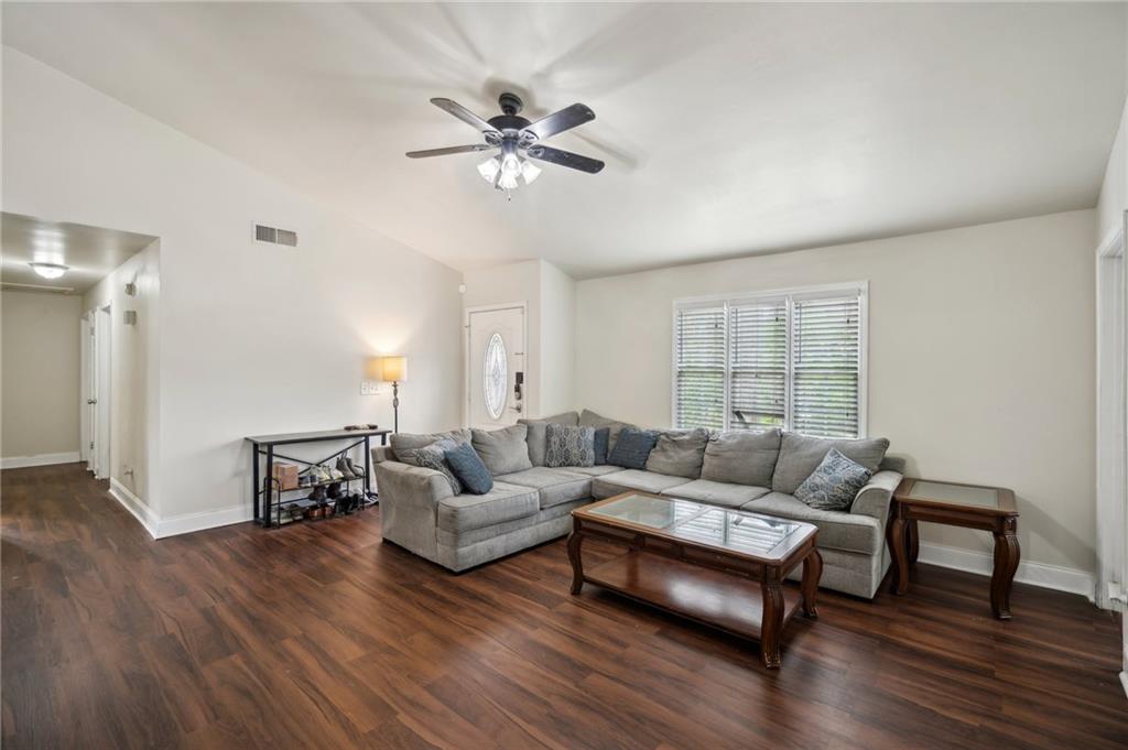 140 Apple Valley Drive