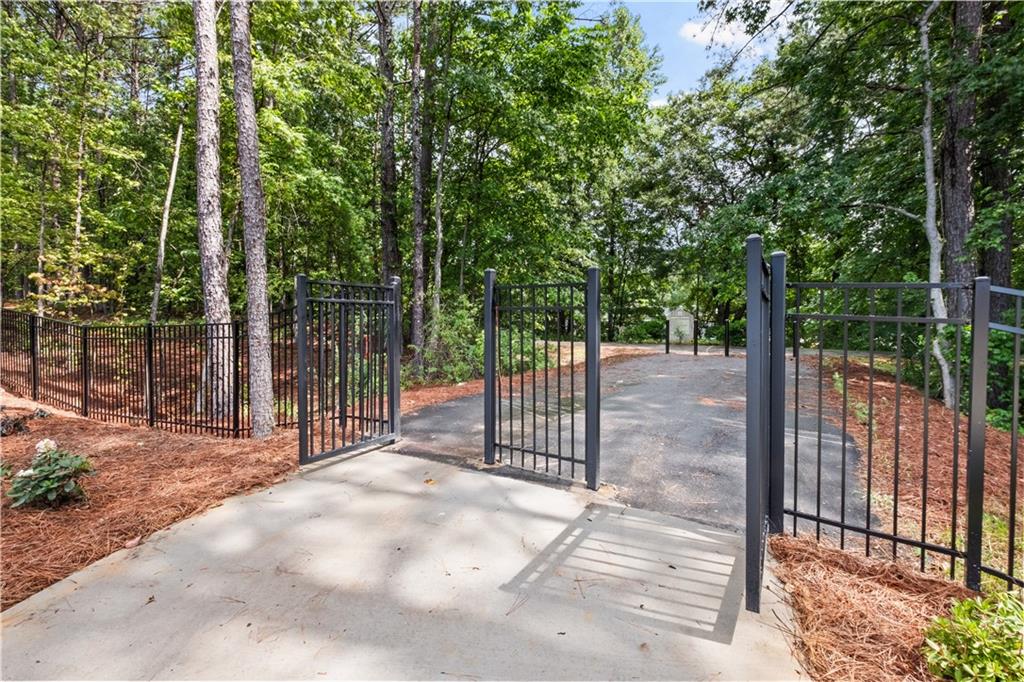 5707 Tillman Way, Powder Springs, Georgia image 17