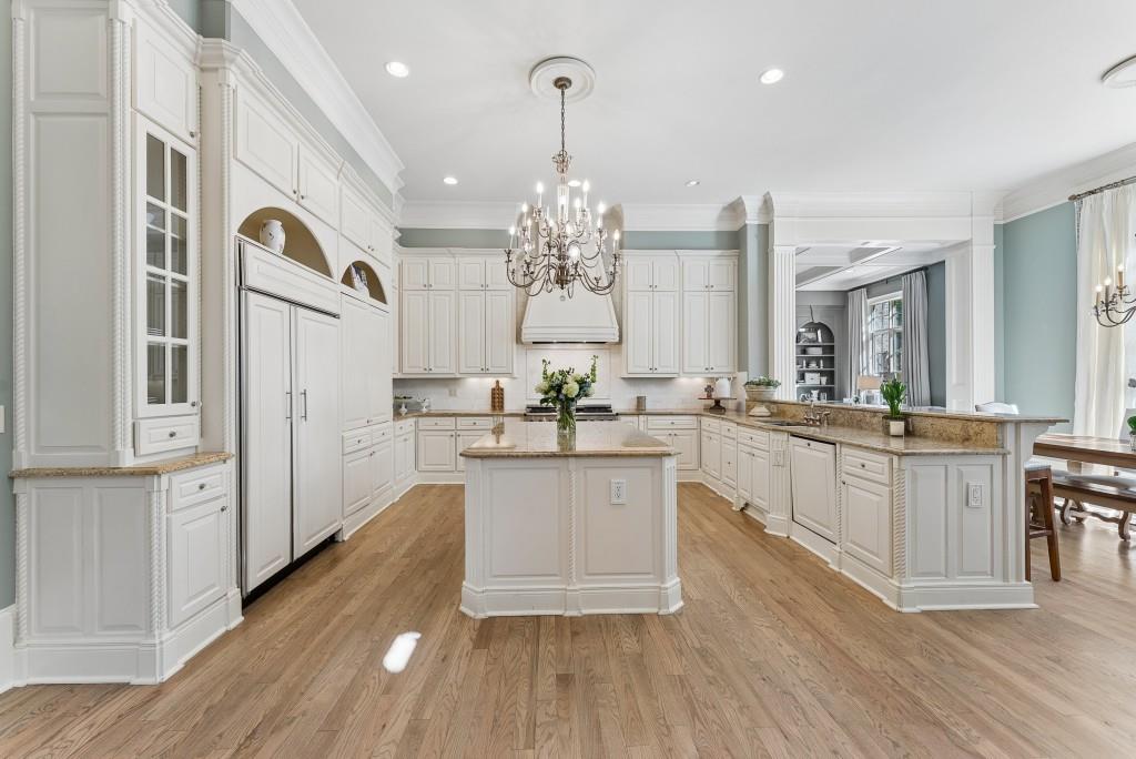 4235 Regency Court NW