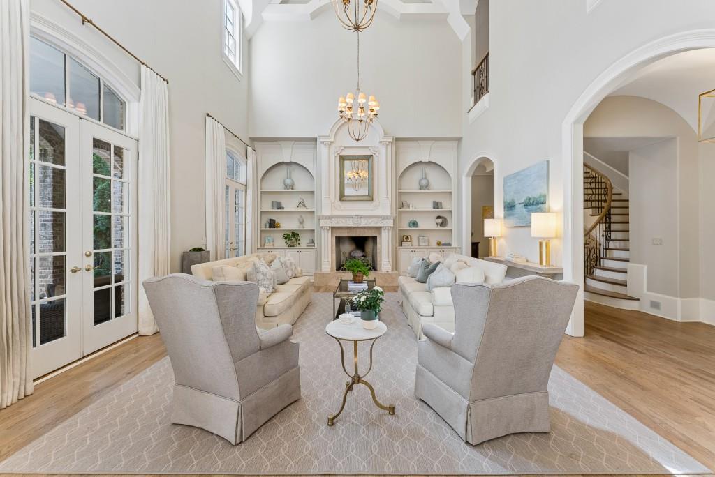 4235 Regency Court NW