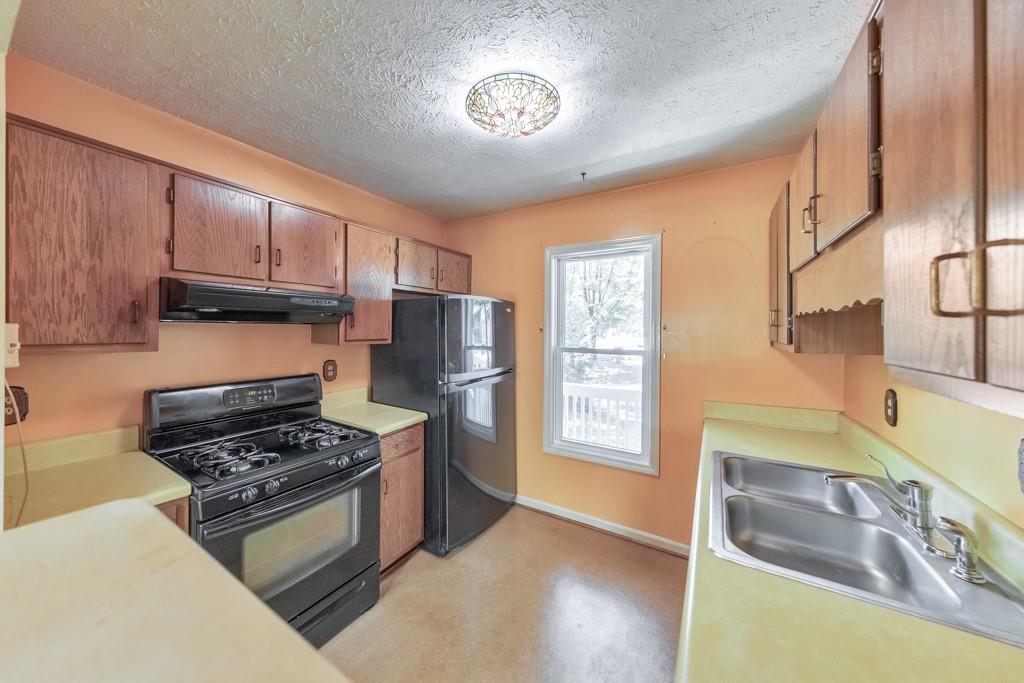 Pleasant Oaks Townhomes - Residential