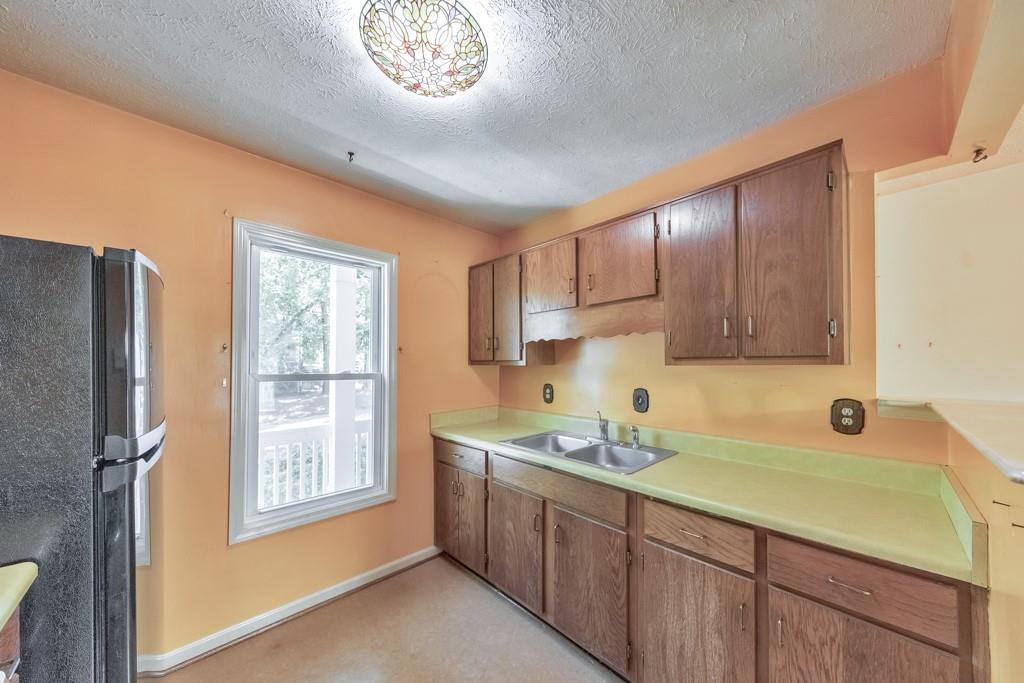 Pleasant Oaks Townhomes - Residential