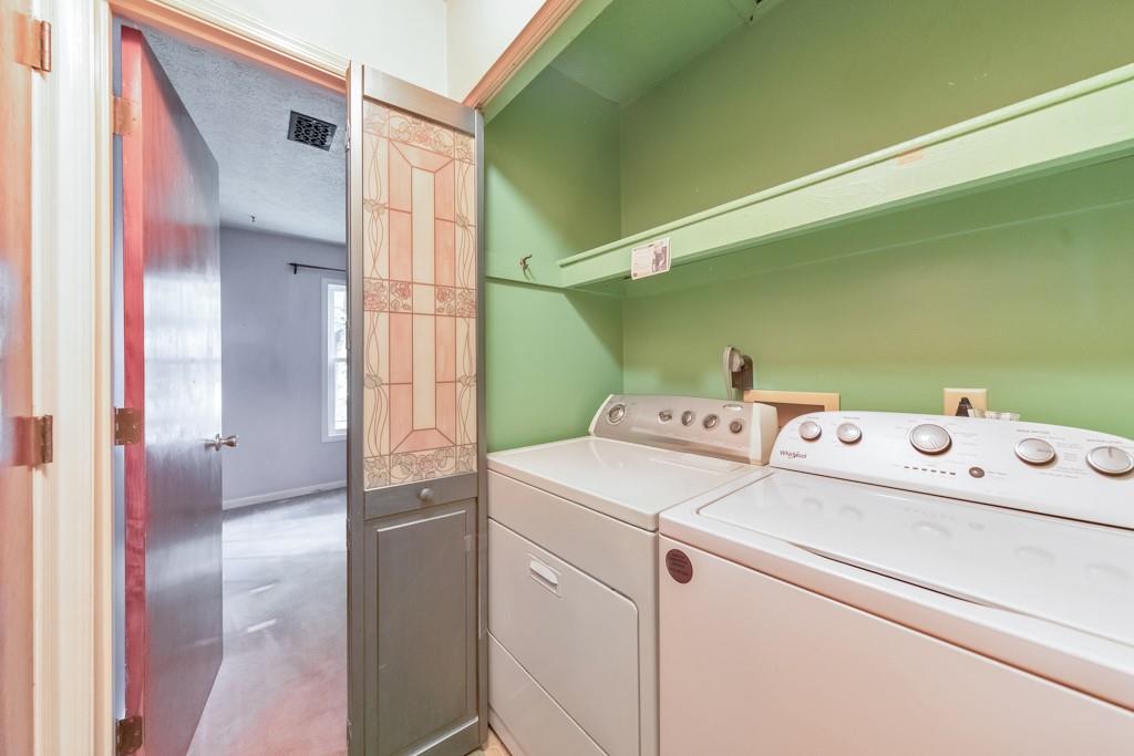 Pleasant Oaks Townhomes - Residential