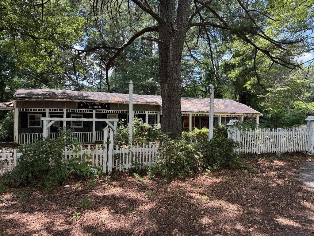 3260 E Ponce De Leon Avenue