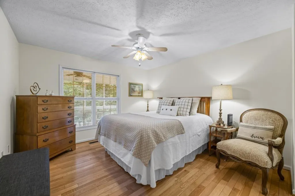 Martin, Georgia 30557, United States, 4 Bedrooms Bedrooms, ,4 BathroomsBathrooms,Residential,Pending,176310