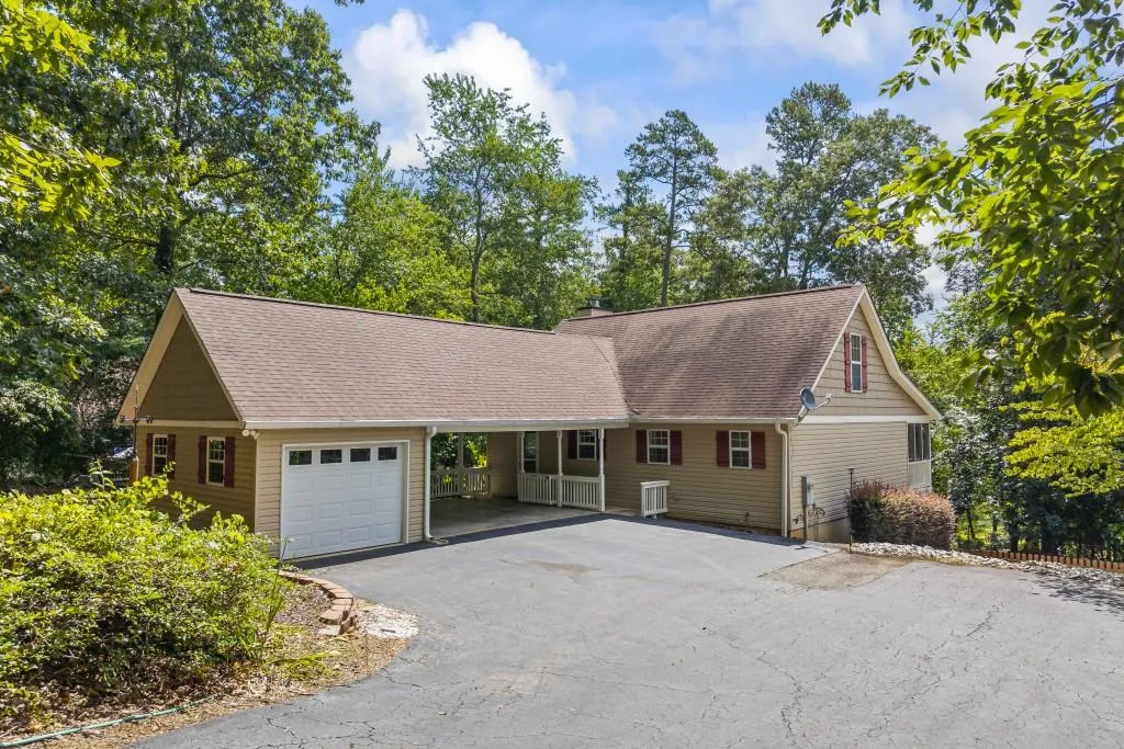 Martin, Georgia 30557, United States, 4 Bedrooms Bedrooms, ,4 BathroomsBathrooms,Residential,Pending,176310