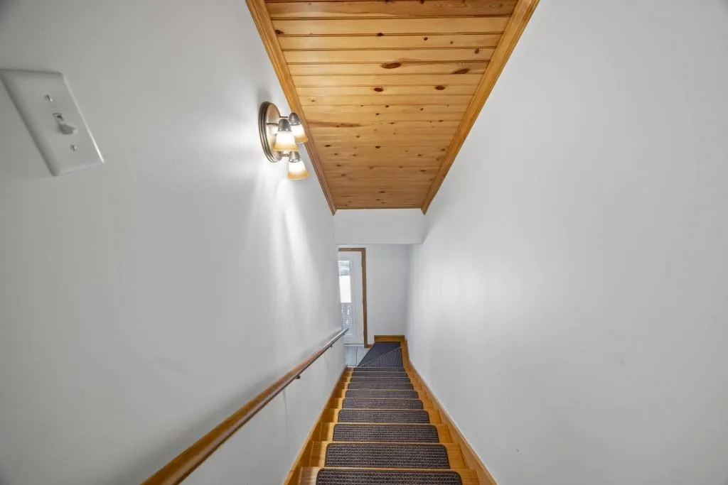 Martin, Georgia 30557, United States, 4 Bedrooms Bedrooms, ,4 BathroomsBathrooms,Residential,Pending,176310