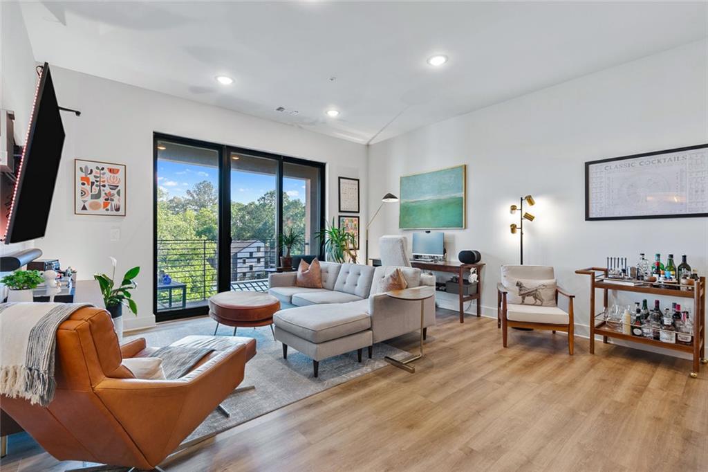 112 Rogers Street NE 410