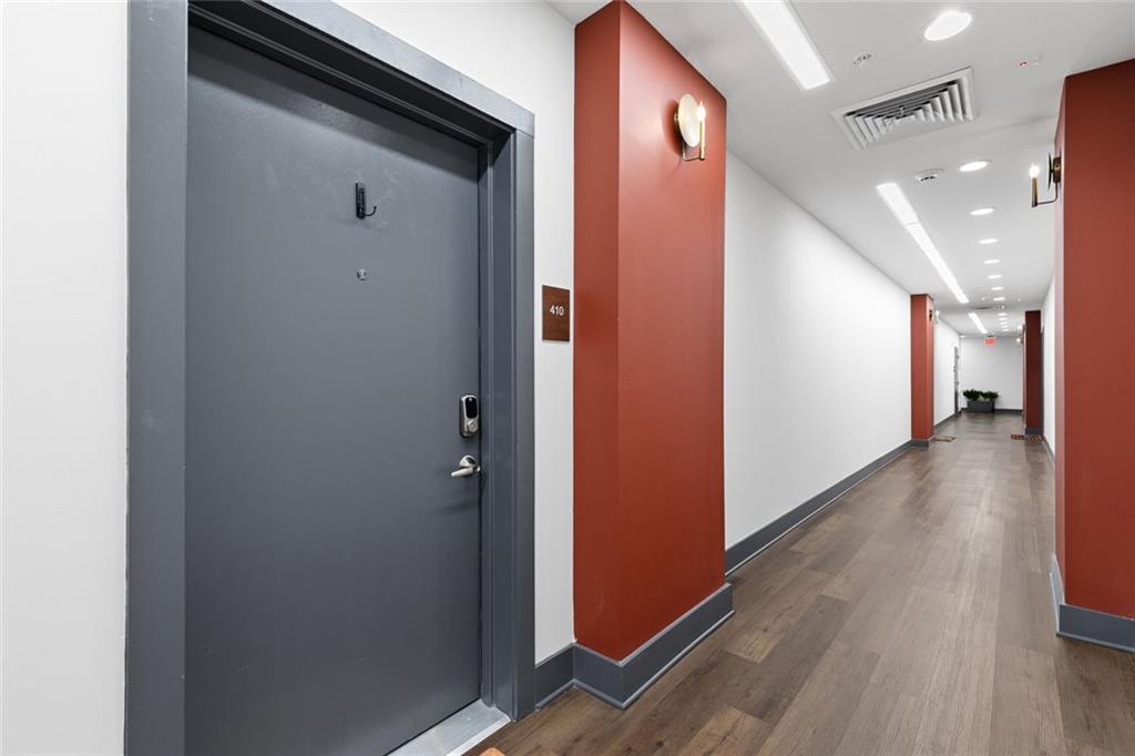 112 Rogers Street NE 410