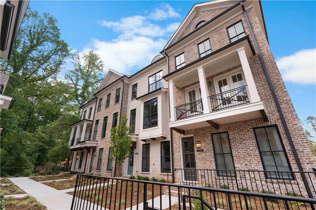 345 Crimson Pine Alley 13