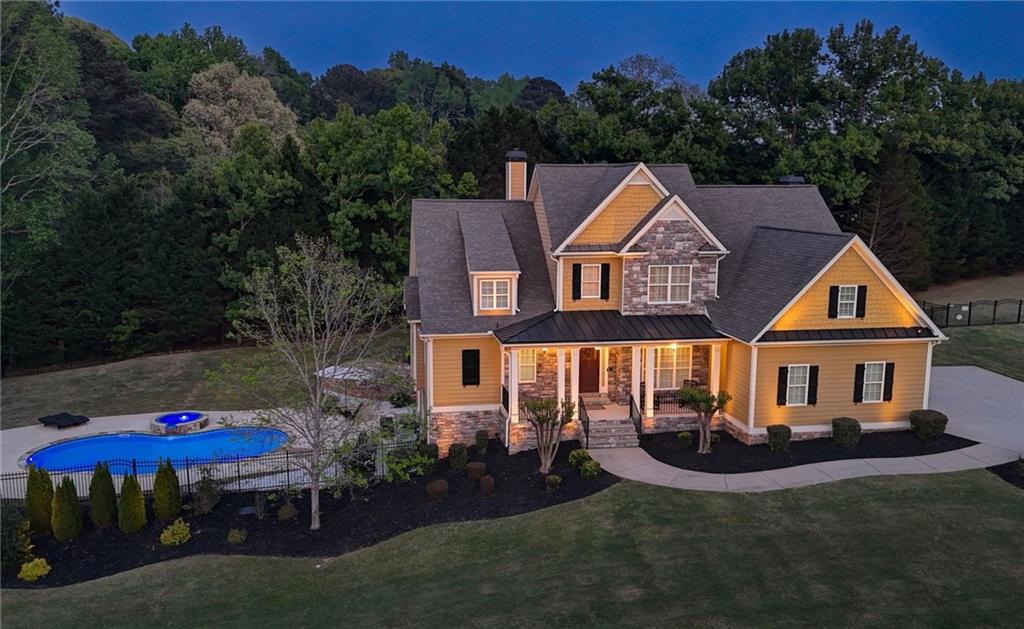 116 Archstone Square