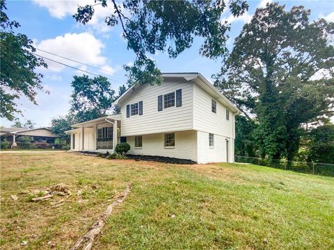 A home in Powder Springs