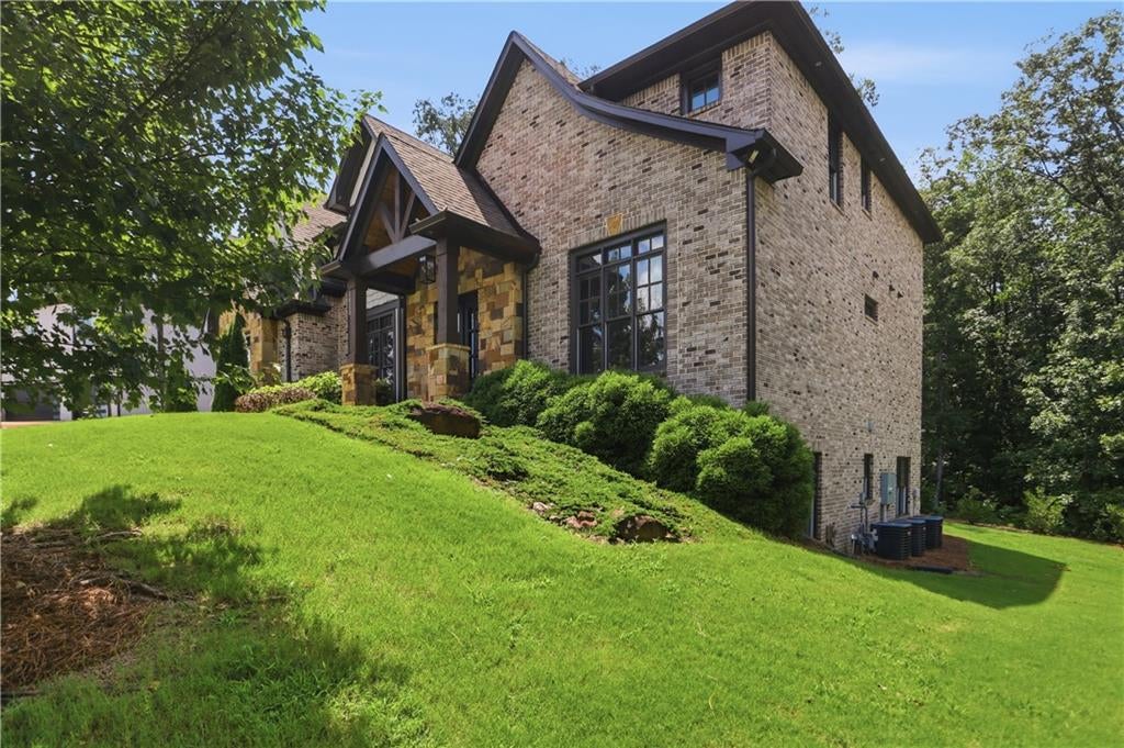 331 Summer Garden Drive