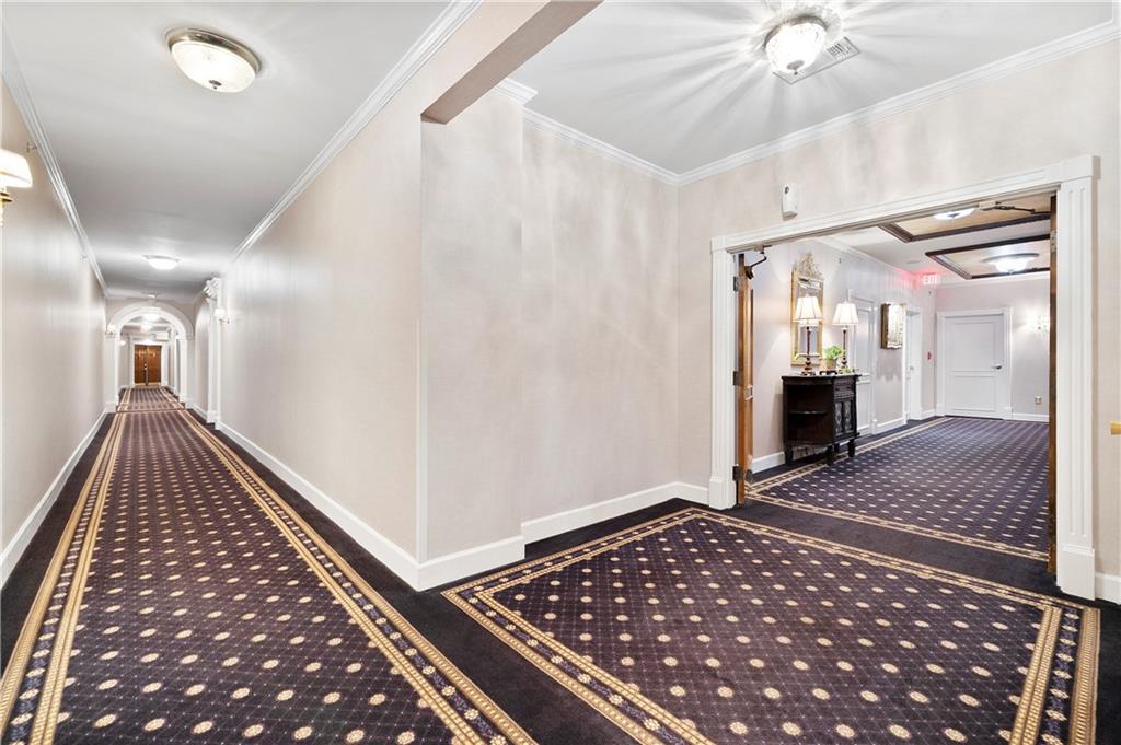 Le Chateau - Residential