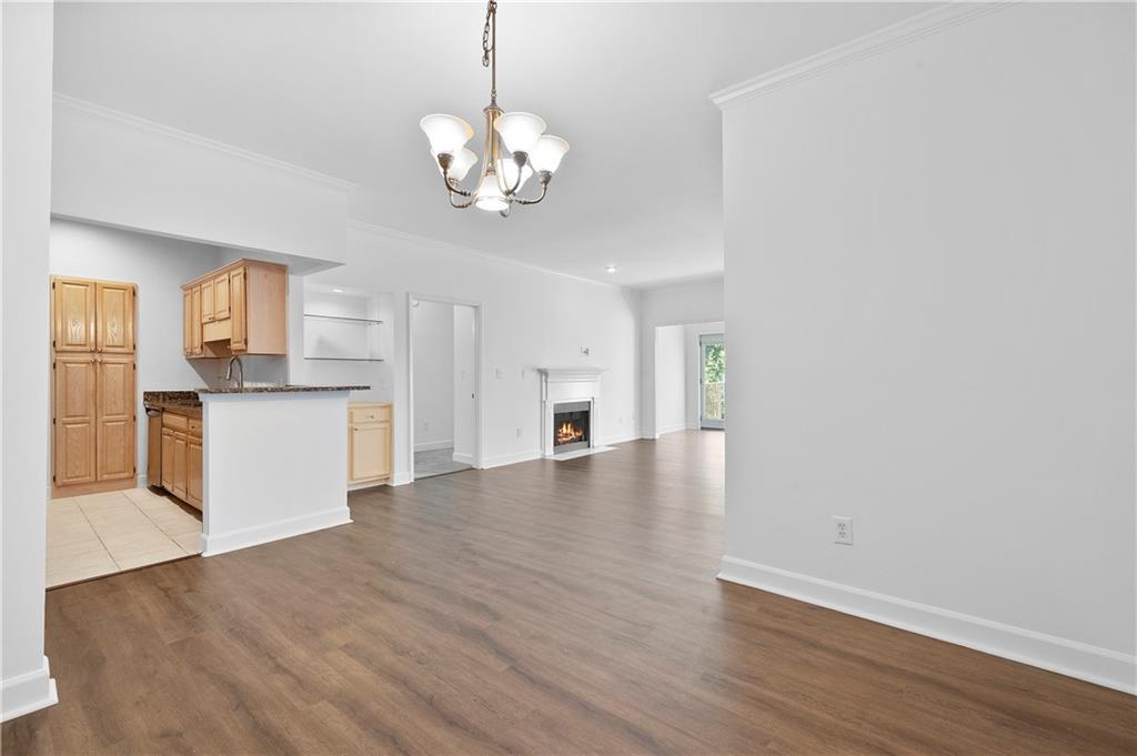 Le Chateau - Residential