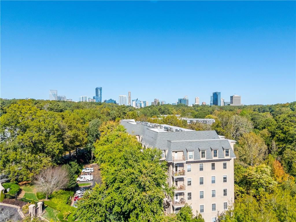 Le Chateau - Residential