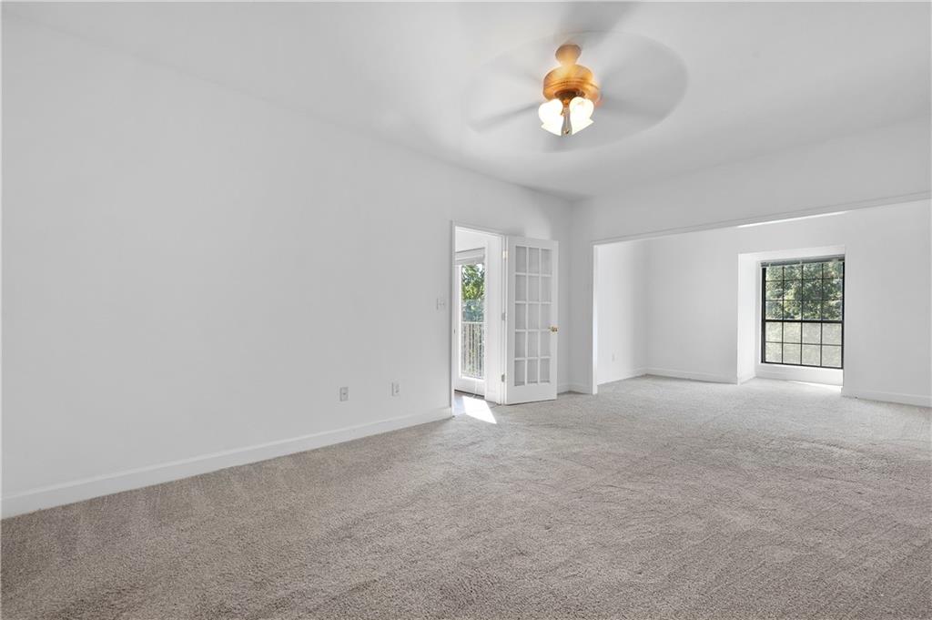 Le Chateau - Residential