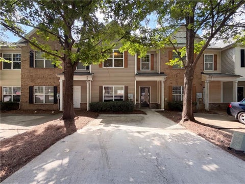 Townhouse For Sale - 1689 Broad River Road<br/> Clayton County, Atlanta, GA 30349