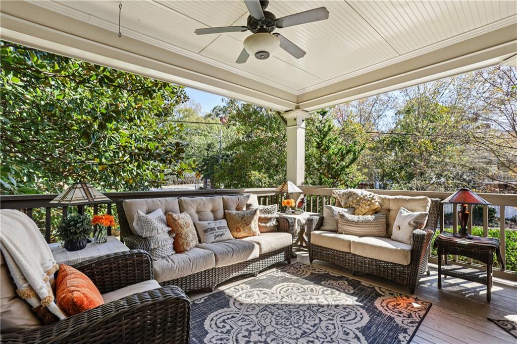 90 W. Peachtree Street