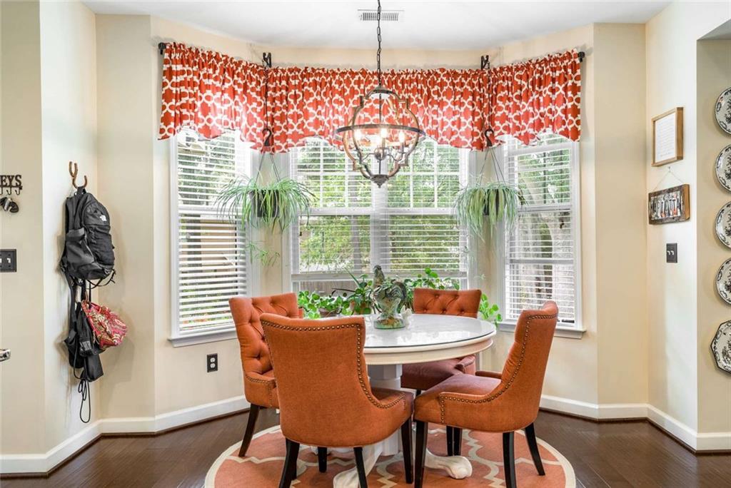 ROCKFORD TOWNSHIP - Residential