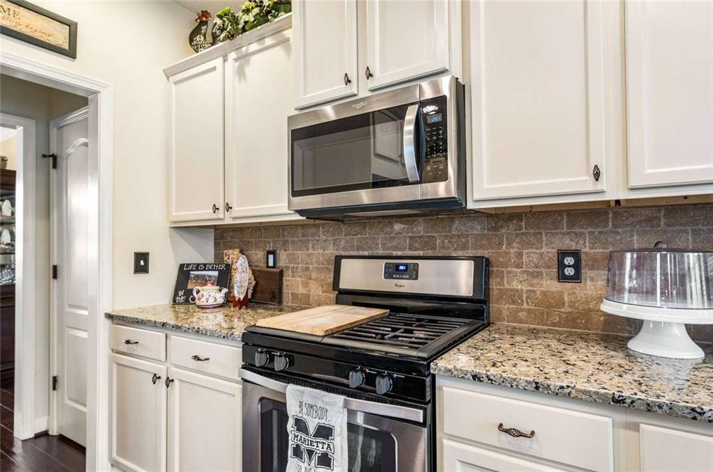 ROCKFORD TOWNSHIP - Residential