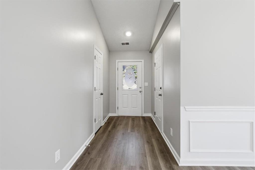 875 Oaklen View Drive