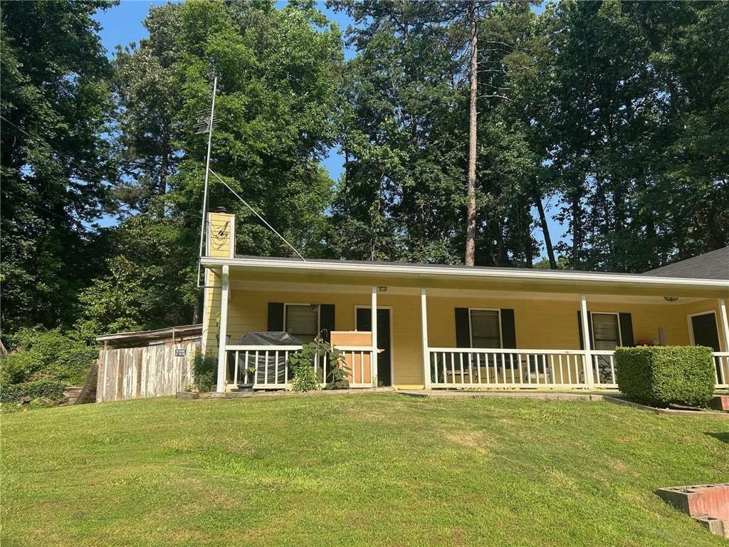 2128 Valley Oaks Drive