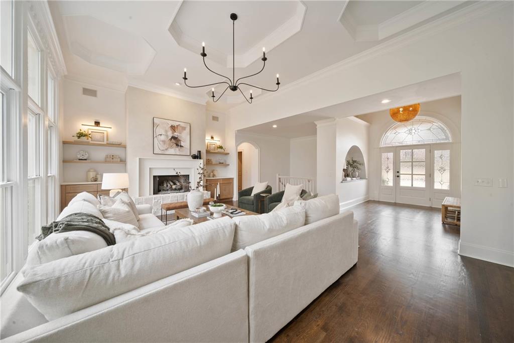 7125 Sheffield Place