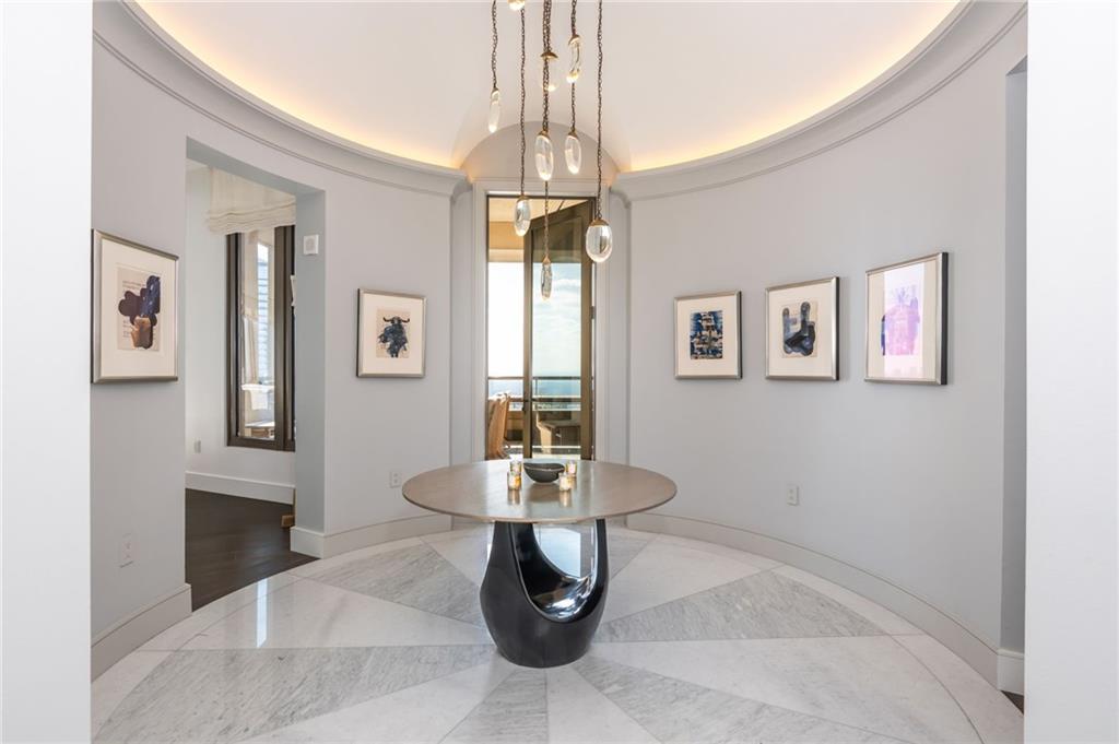 3376 Peachtree Road NE PH51