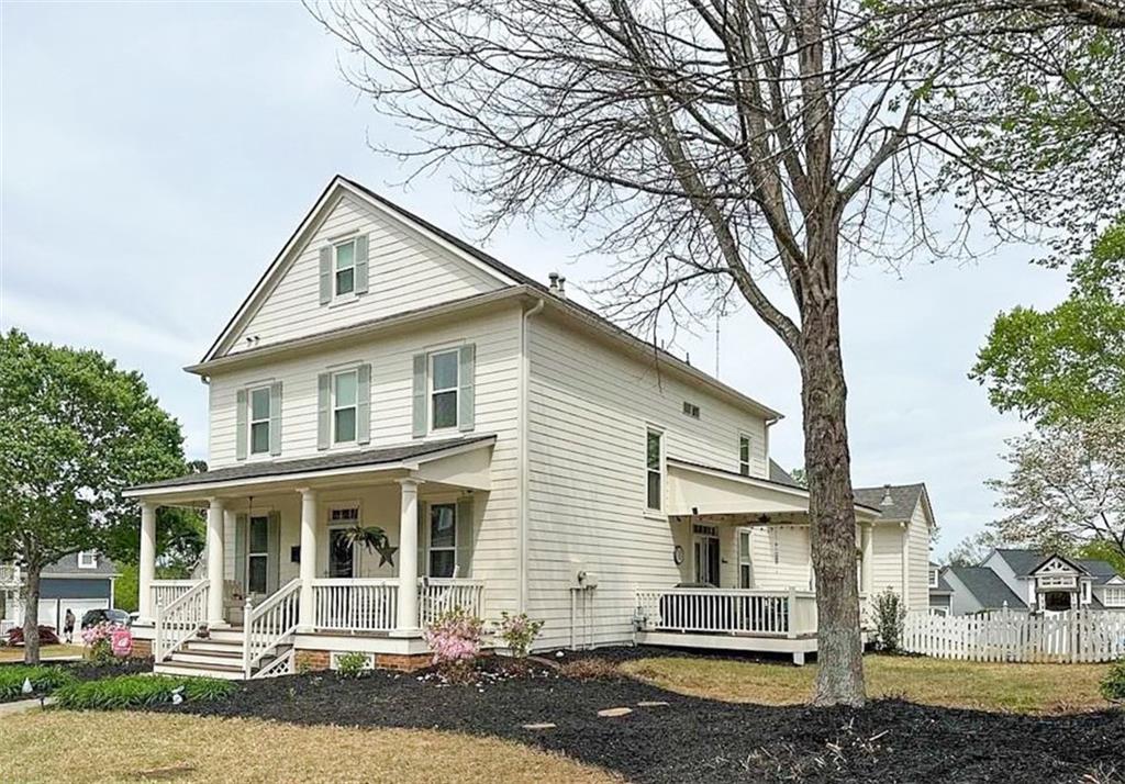 7306 Rocking Chair Lane