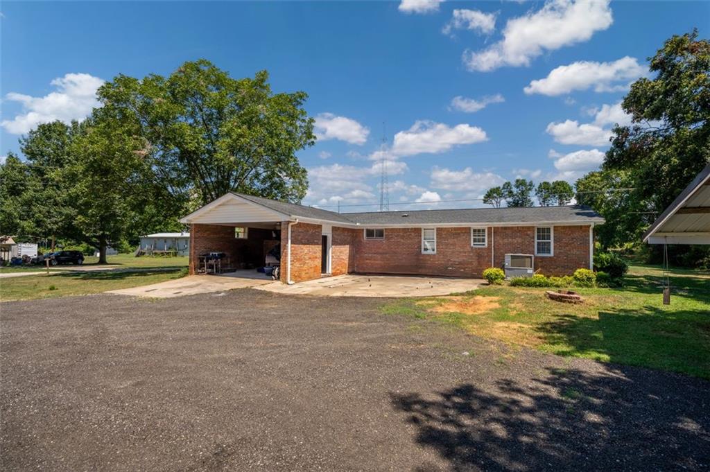 37 MEEKS Road